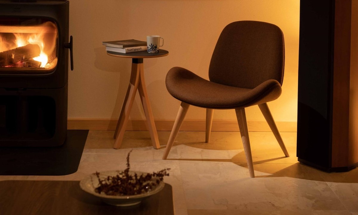 tilkka-armchair-njord-table-01-4391.jpg