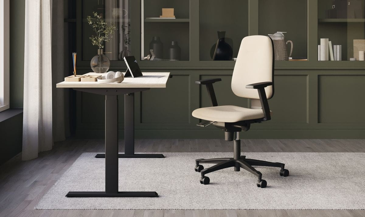 c69e3868-d783-4d29-a81b-b0cfe81075ee_Segla_eComo_Nowy_Styl_home_office_arrangement.jpg