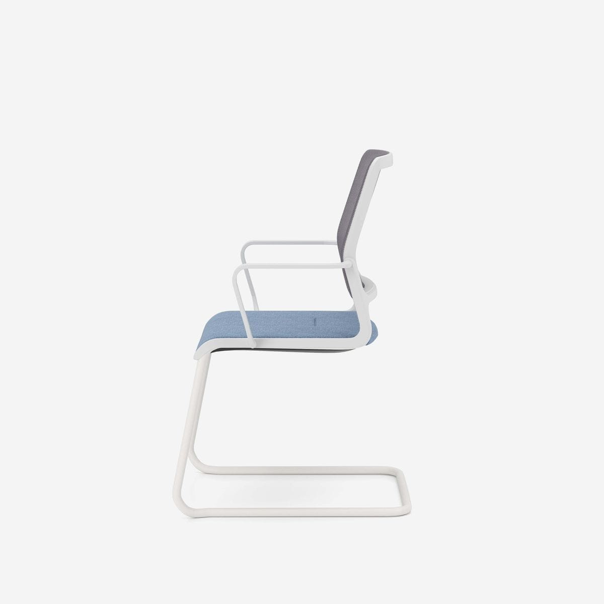 c4d4d05e-5125-471d-a898-28996af32be8_XILIUM_FRAME_CHAIR_CFA_MESH_STMG67004_.0006.jpg