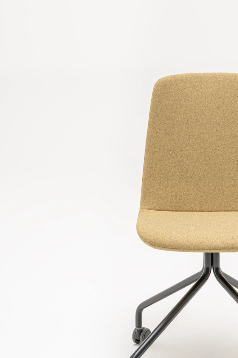 seating_ulti_chair_mdd_mc12_ral9005_8_.jpg