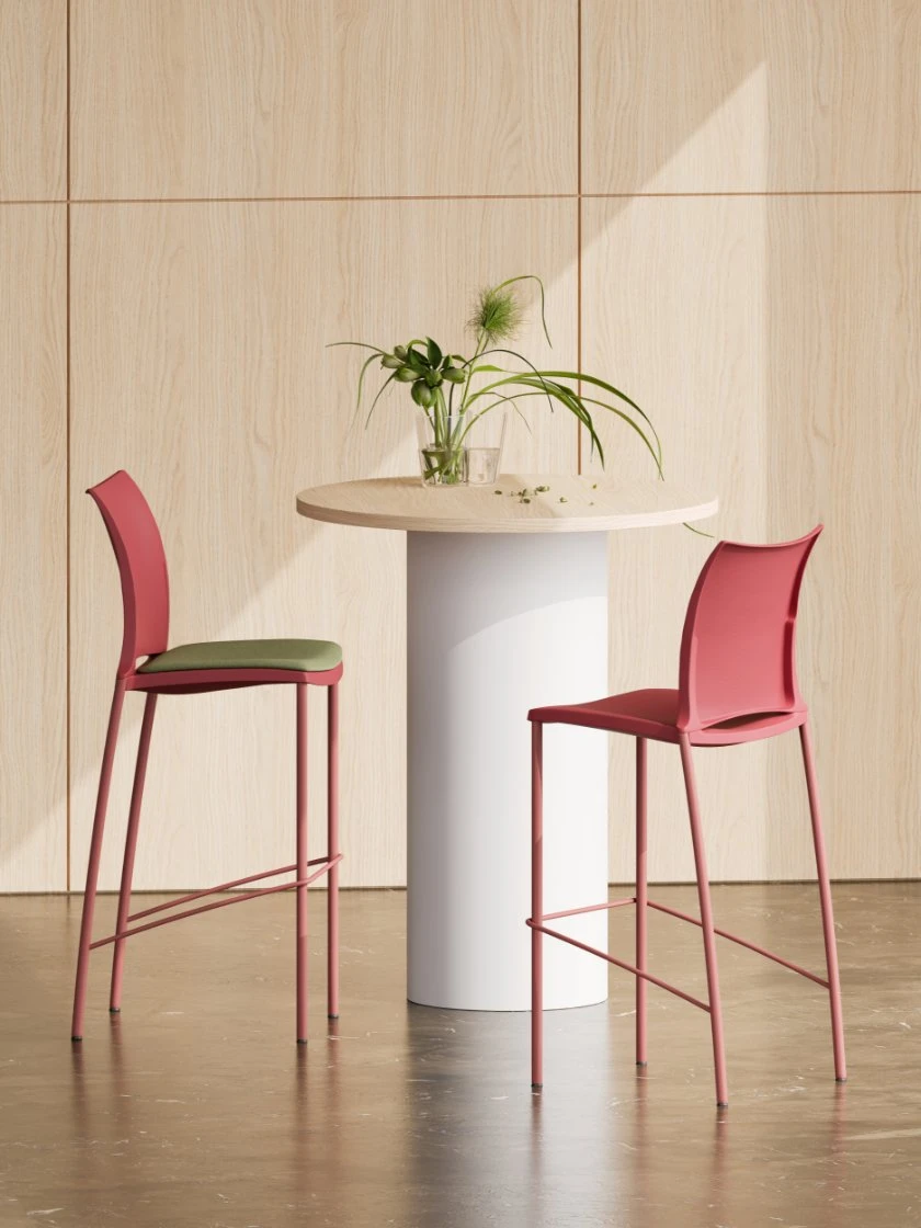 hola-bar-stool-kusch-co-arrangement-01-52503.jpg